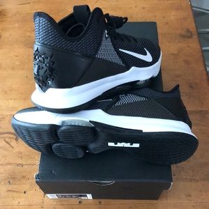 Nike Lebron Witness IV Basketball Sneaker 13